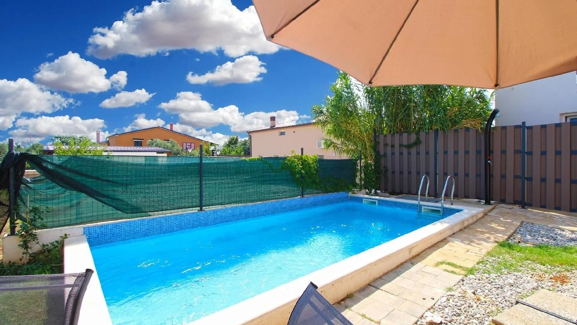 Ferienhaus Mit Privatpool Fuer 6 Personen Ca 107 Qm In Medulin, Istrien Suedkueste Von Istrien 0*, Medulin Croatia
