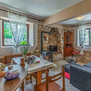 Stone House Histria Ferienhaus